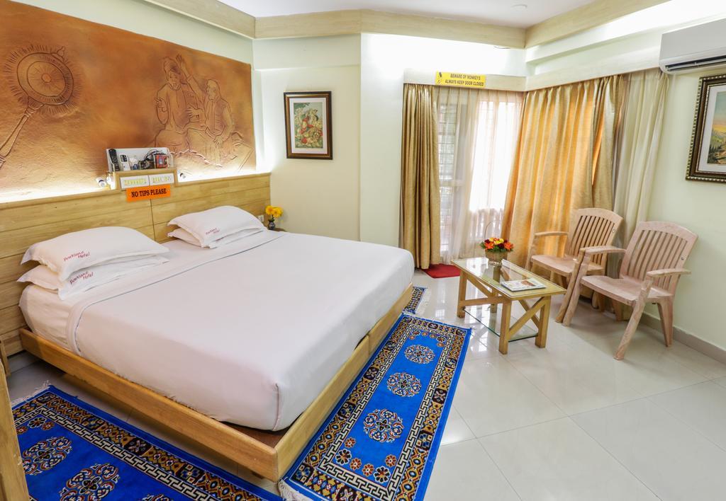 Parklane Hotel Мисор Екстериор снимка